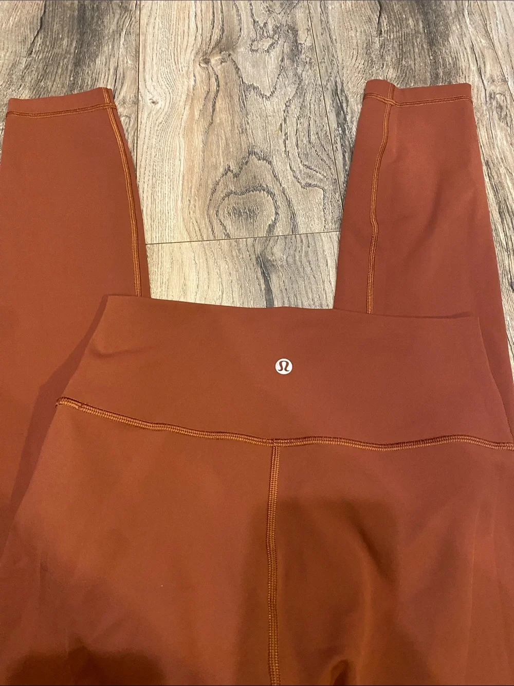 Lululemon leggings size 6